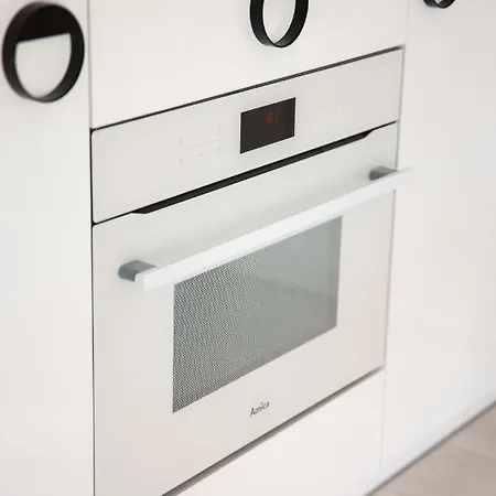 Whiteblue 56 Blizej Morza קולובז'ג