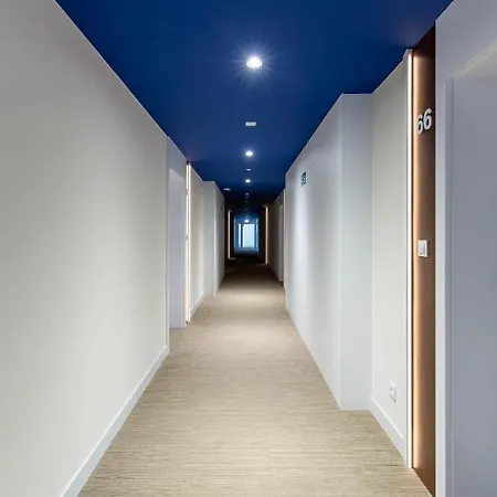 Whiteblue 56 Blizej Morza * קולובז'ג